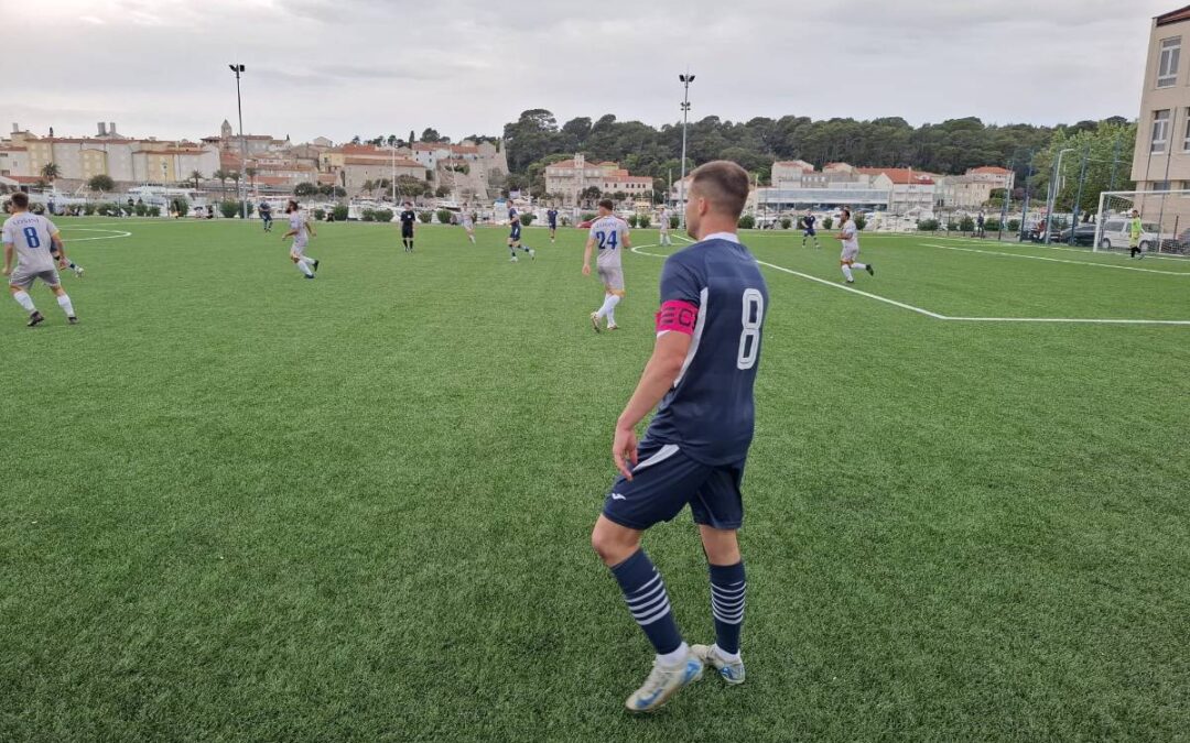 Teška pobjeda seniora NK Rab u otočnom derbiju, pioniri slavili čak 11:1 protiv vršnjaka iz Lošinja